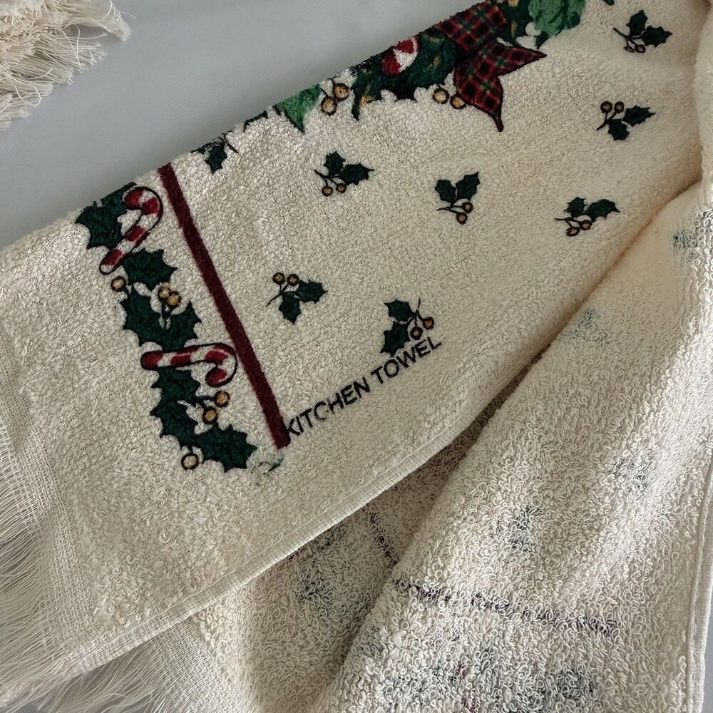 Vtg Cecil Saydah Christmas 2pc Kitchen Towels Dish Wreath Apples Cotton Xmas NWT - Picture 5 of 5